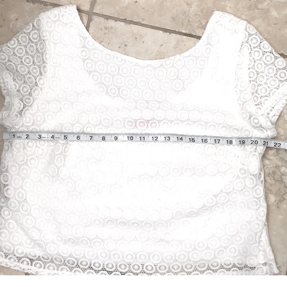 Lilly Pulitzer For Target Top White Eyelet Side Zip Cotton Crop Top Size XXL - Picture 8 of 11